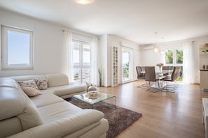 Villa familiar | Área de sala de estar