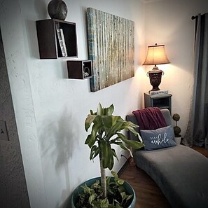 Interior - Hilltop Stargazer = OSU Stilly casino Golf sunsets & No dirt rds + a Big yard! (Perkins)
