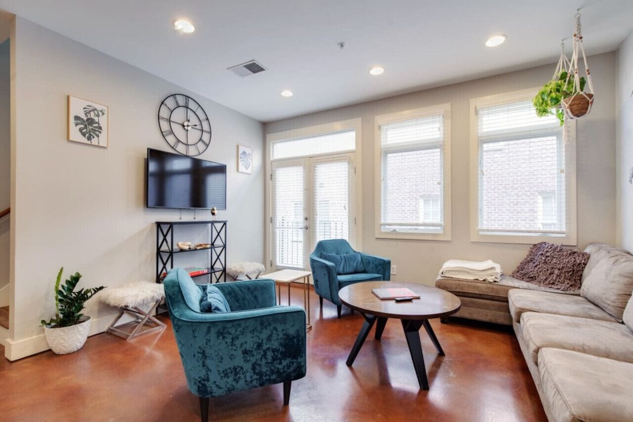 テレビ、ステレオ