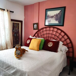 Family Room | Free WiFi, bed sheets - Posada del sol (San Andrés)
