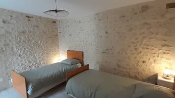 2 bedrooms, bed sheets