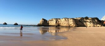 Seaview Townhouse by the riverside in the centre of Alvor (with terrace)