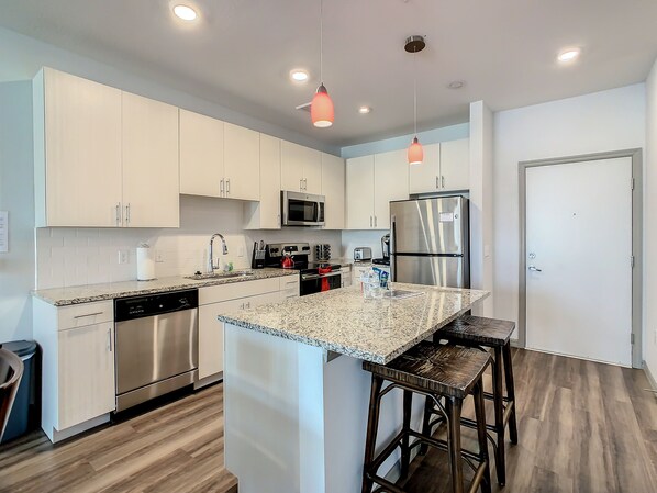 Fridge, microwave, oven, stovetop