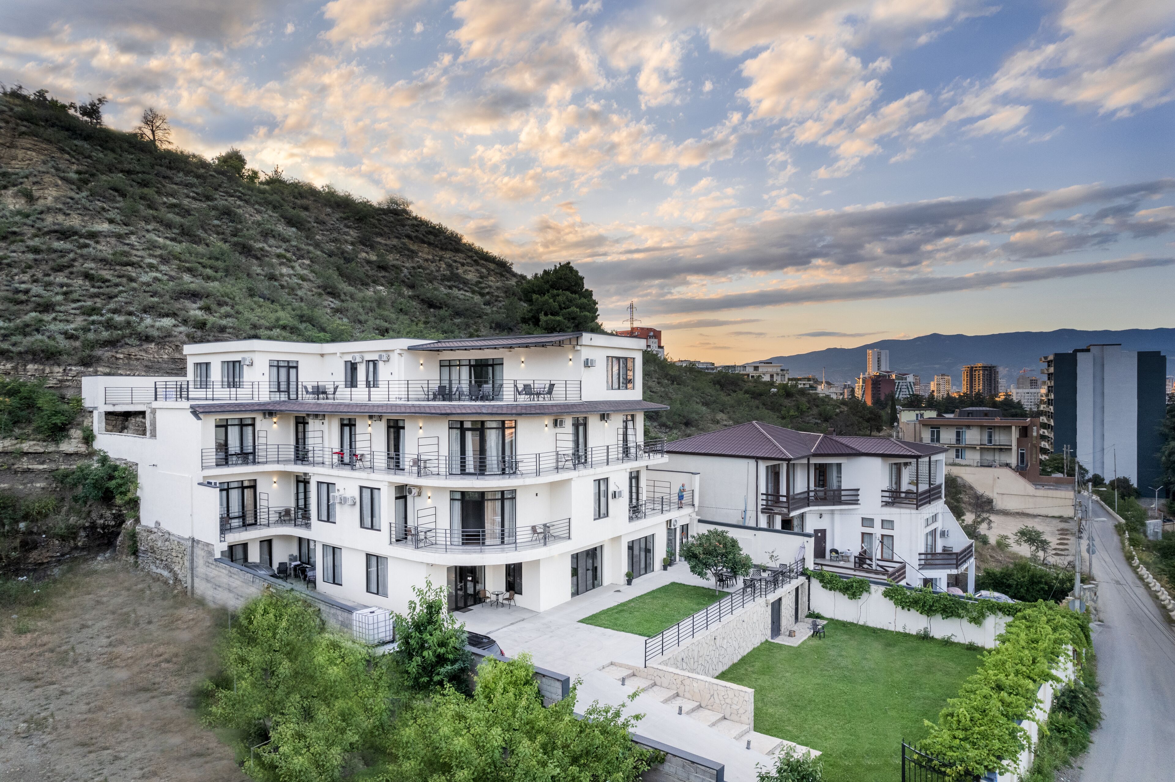 واجهة المنشأة