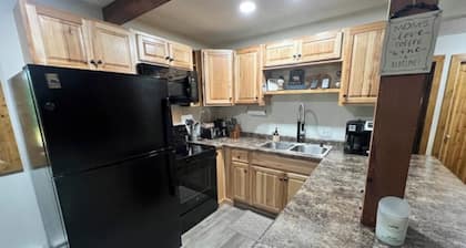 Clean, Cozy & Completely Updated! 1B 1B Condo w Jetted Tub Room!