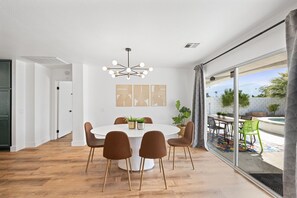 Dining - NEW! Desert Oasis! Large Pool/Spa + Firepit + Gameroom (Desert Hot Springs)