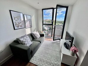 Appartement, 1 grand lit | Intérieur