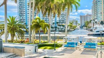 Piscine extérieure, piscine chauffée