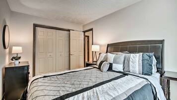 3 bedrooms, iron/ironing board, travel crib, internet