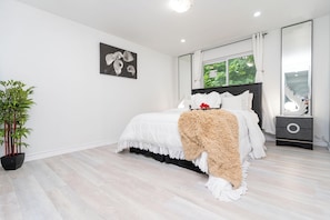 3 habitaciones, tabla de planchar con plancha y wifi gratis