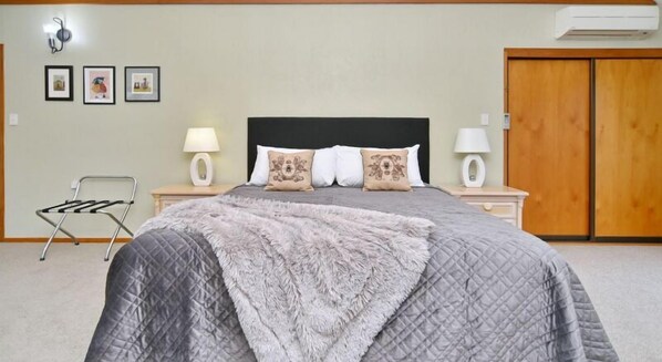 2 habitaciones, tabla de planchar con plancha y wifi gratis