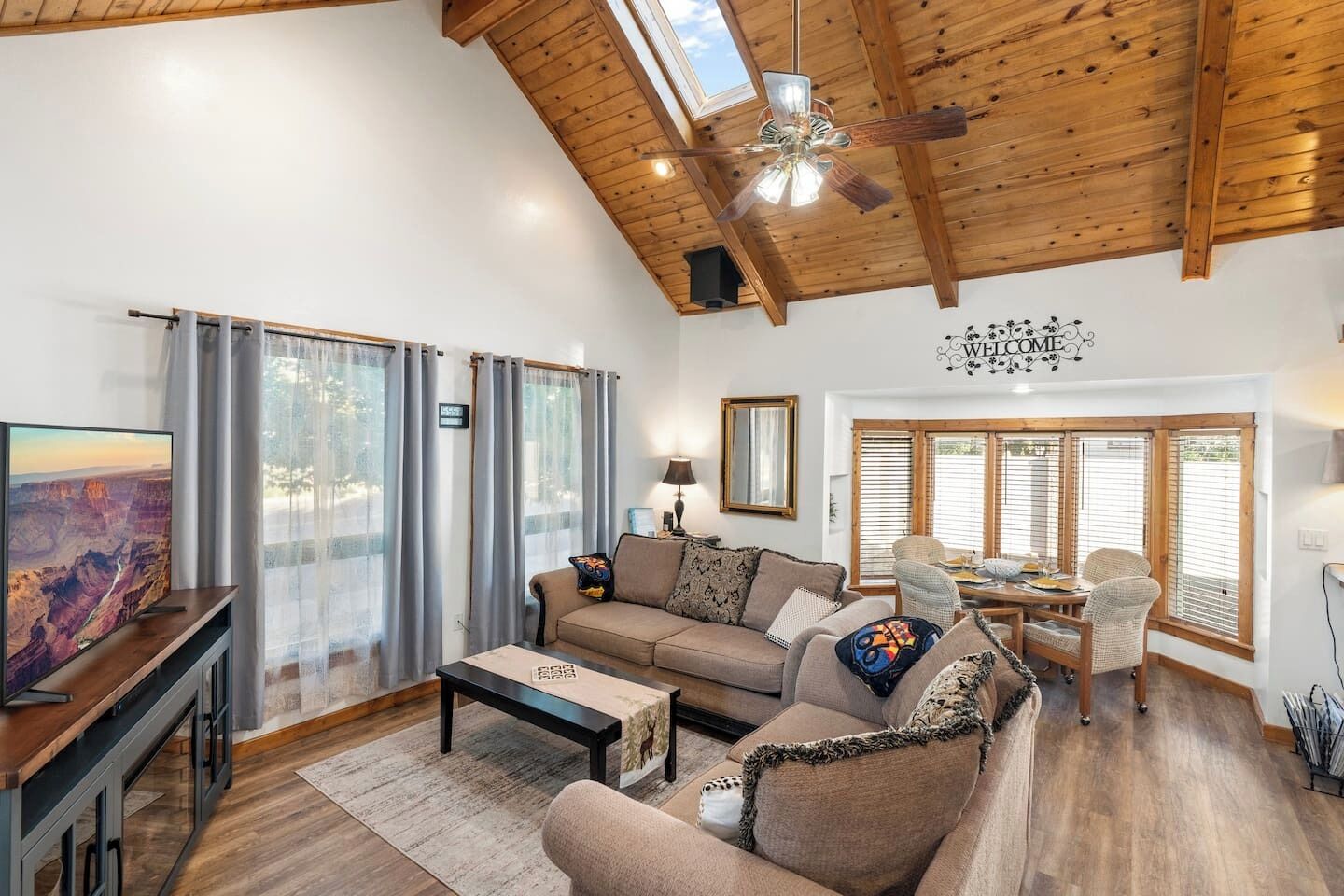 Smart TV, fireplace, offices