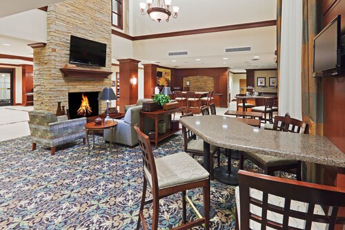 1 Bedroom | Free Breakfast, Pool Access