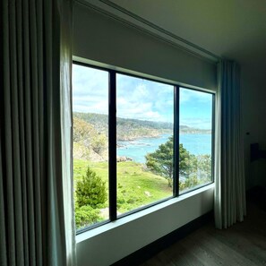 Suite (Cove) | Sengetøy av topp kvalitet, dundyner, safe på rommet og blendingsgardiner