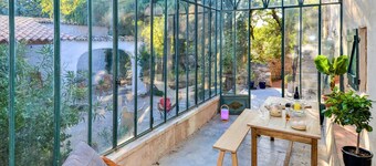 Amazing home in Mornas