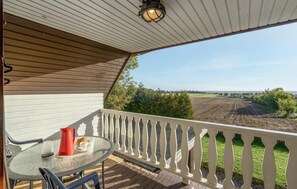 Outdoor dining - Stunning home in Rudkøbing (Rudkøbing)