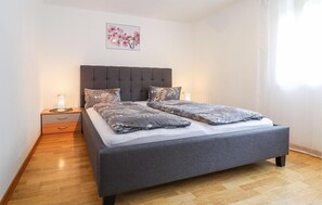1 chambre, Wi-Fi gratuit, draps fournis