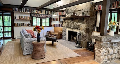 Charming Cottage in the Heart of the Shawangunks