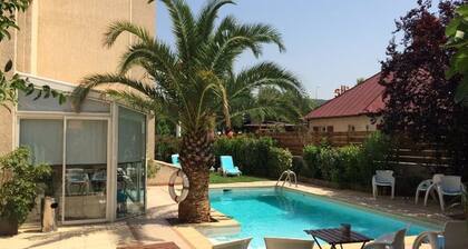 Ă 10 min du centre ! Chambre Twin + accĂšs piscine