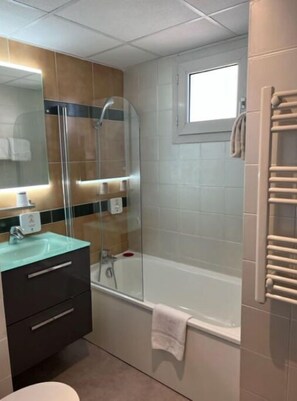 Towels, soap, toilet paper