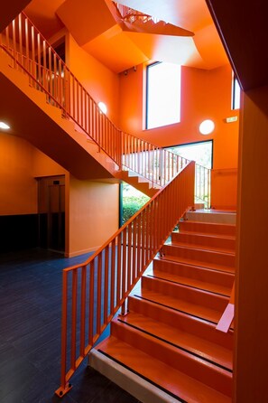 Interior - Séjour Moderne 100m du Centre|Wi-Fi+Parking Inclus (Dijon)