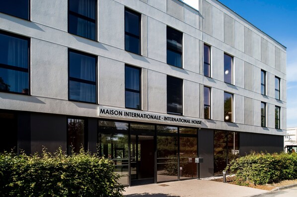 Exterior - Séjour Moderne 100m du Centre|Wi-Fi+Parking Inclus (Dijon)