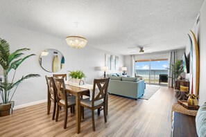 Flat-screen TV, fireplace, DVD player