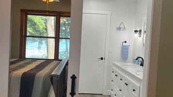 3 chambres, Wi-Fi gratuit, draps fournis