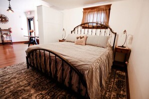 1 chambre, fer et planche à repasser, Wi-Fi gratuit, draps fournis