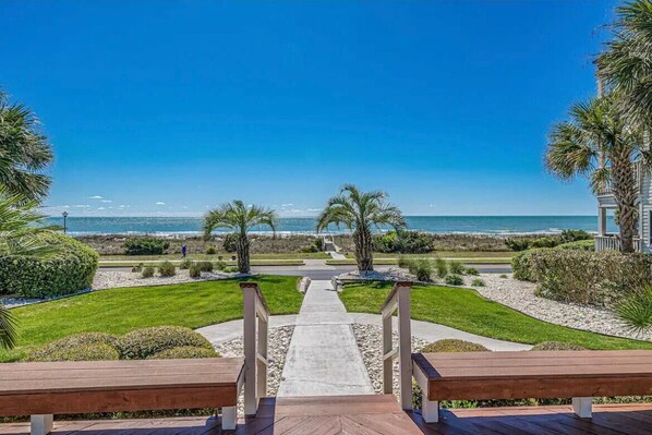Property grounds - stylish coastal condo with beautiful ocean views! (Myrtle Beach)