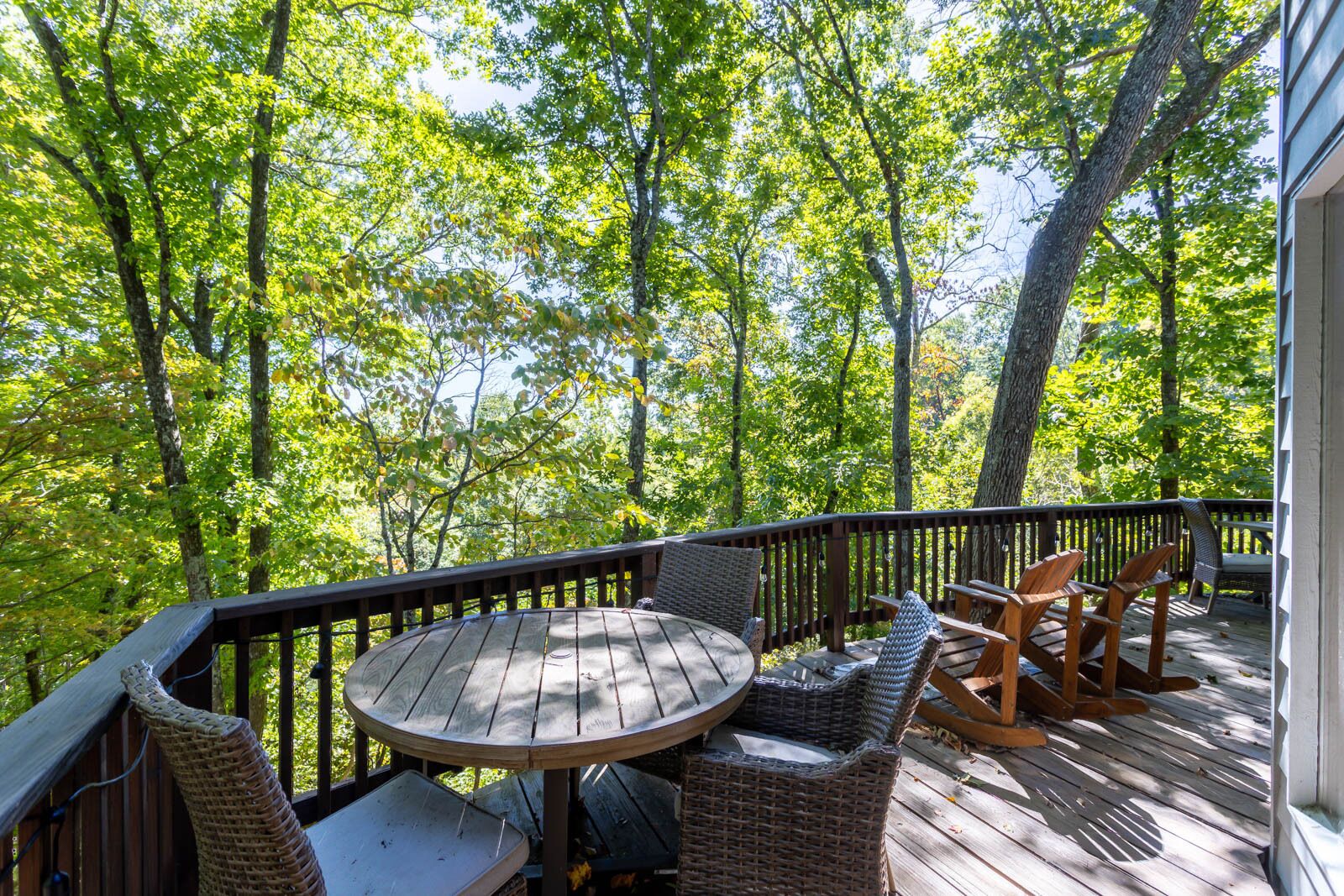 Delightful Cabin near Outdoor Activities