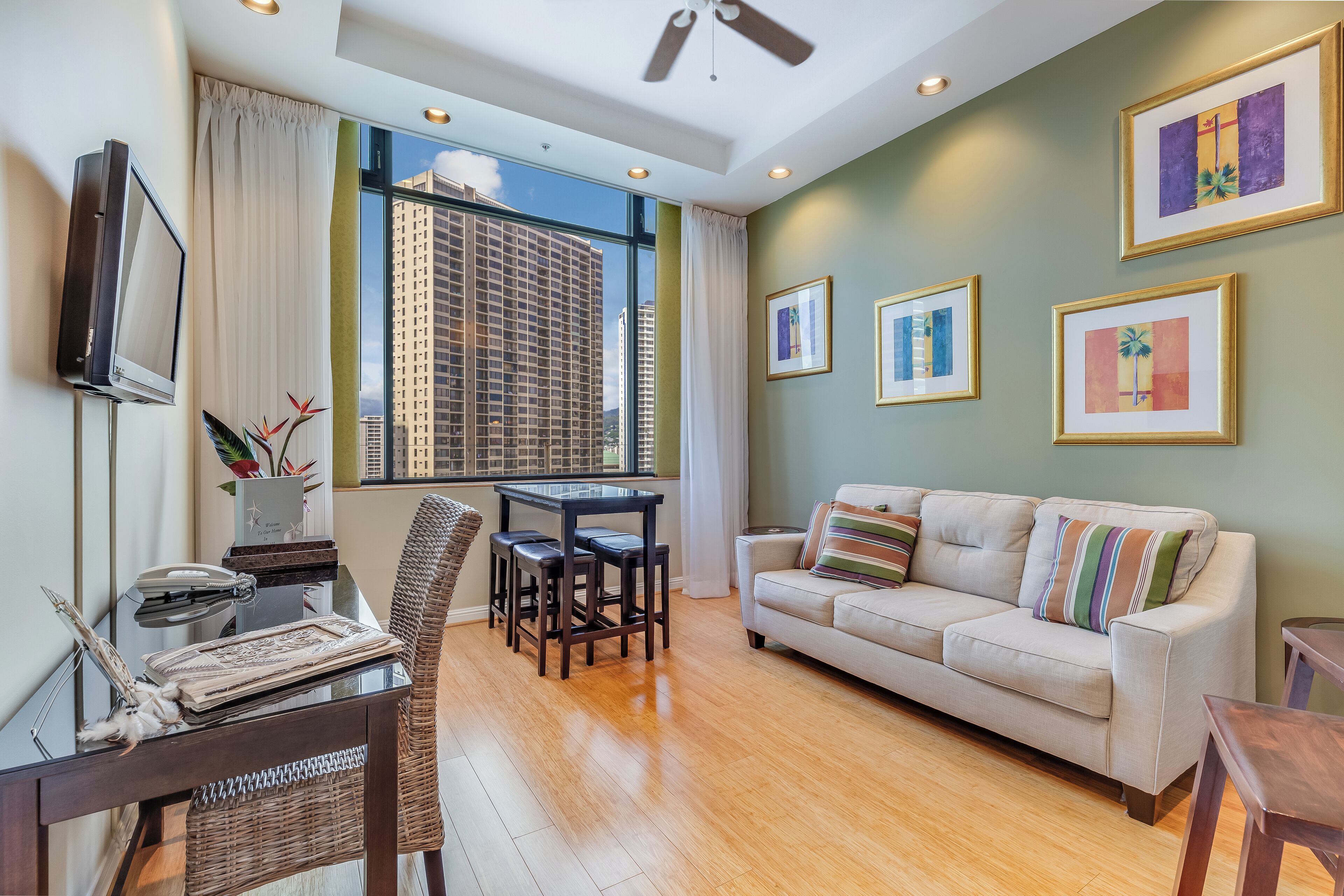 Photo - Castle at Palms at Waikīkī