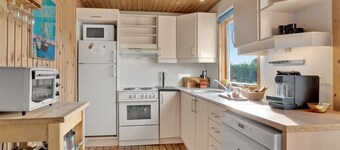 Gorgeous home in Storvorde with WiFi