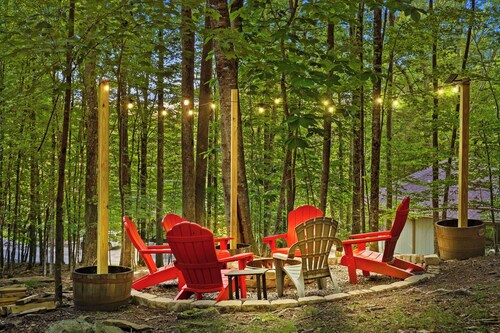 Mtn SKI Oasis! Hot tub-Arcades-Dogs! 5min 2 resort