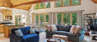 Spacious Home in Fish Creek | Peloton + Walk to Shops + Close to State Park