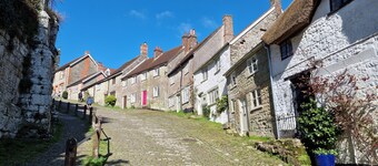 Historic 2Bed - Traditional Countryside Retreat