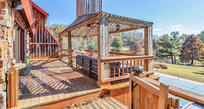 Scenic Hidden Gem: Private Pool, Golf & Fishing on Peaceful 42 Acres