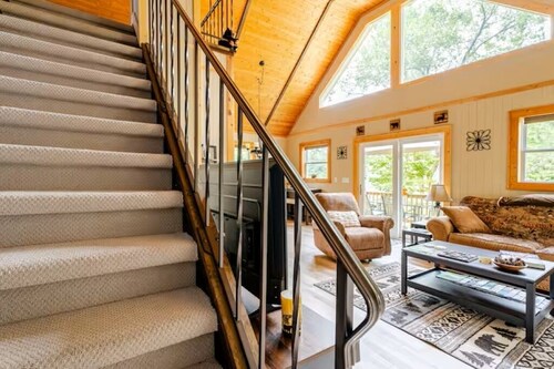 Cozy Chalet in the Heart of Northern Michigan
