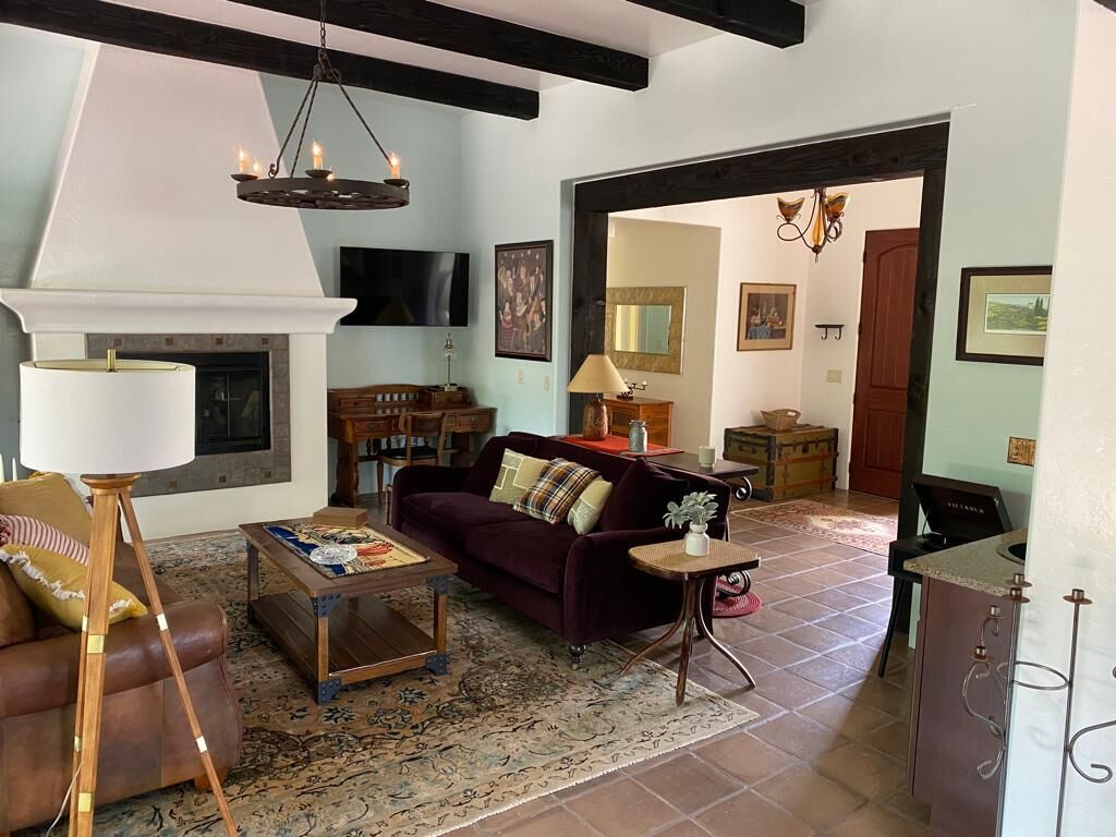 Maria's Retreat - Walking distance to the Tubac Resort - Self check-in ✨✨✨
