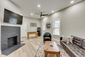 Smart-TV, videospill og fotballspill