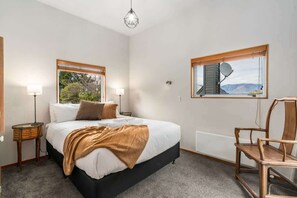 3 quartos, ferros/tábuas de passar roupa, Wi-Fi de cortesia