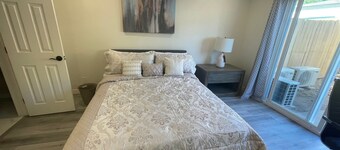 Upland 2 B/B - Close Airport, Fairplex