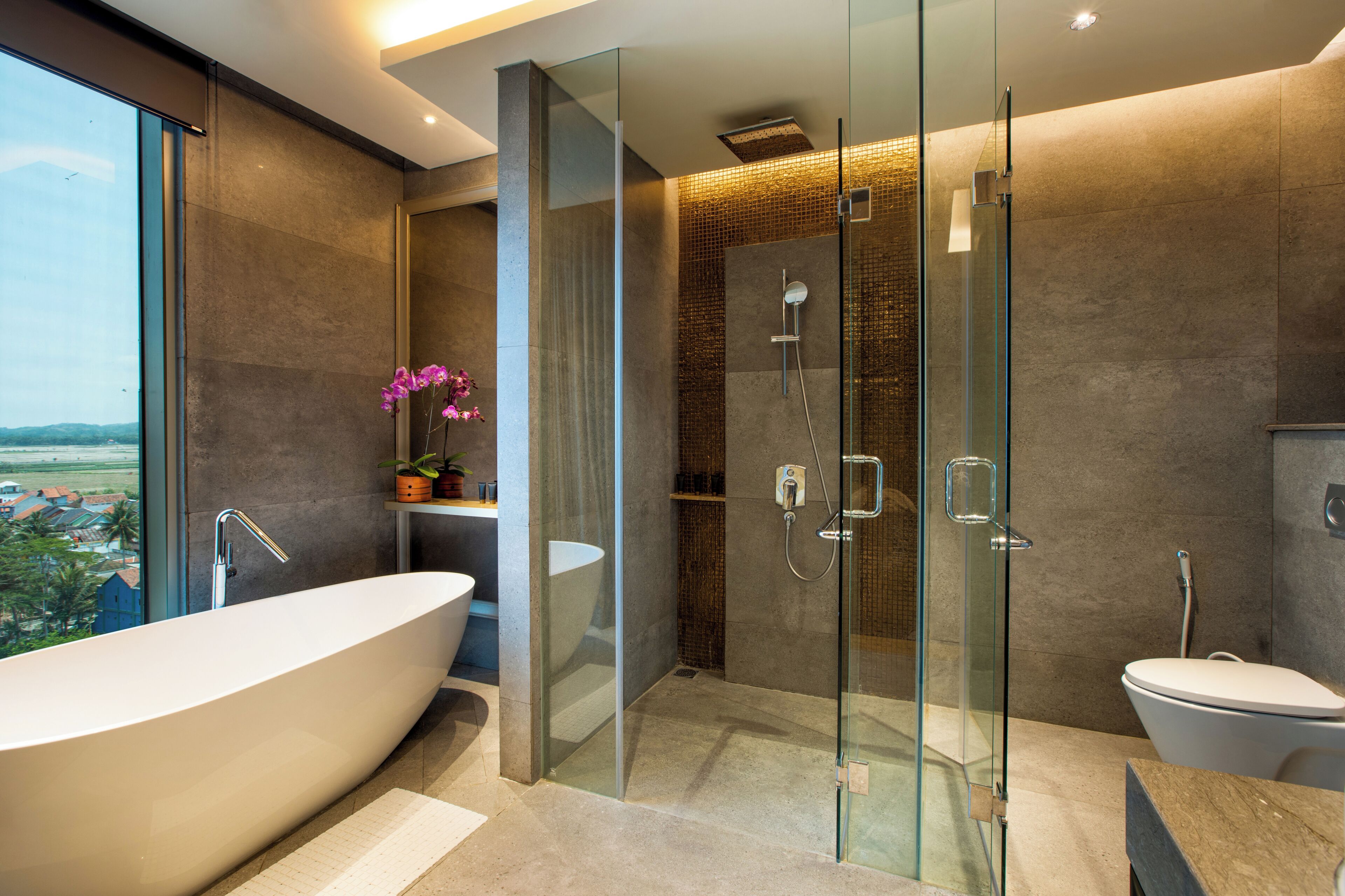 Habitación junior | Baño | Artículos de higiene personal gratuitos, secador de pelo y zapatillas