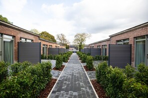 Comfort Double Room | Terrace/patio - City Housing Genk (Genk)