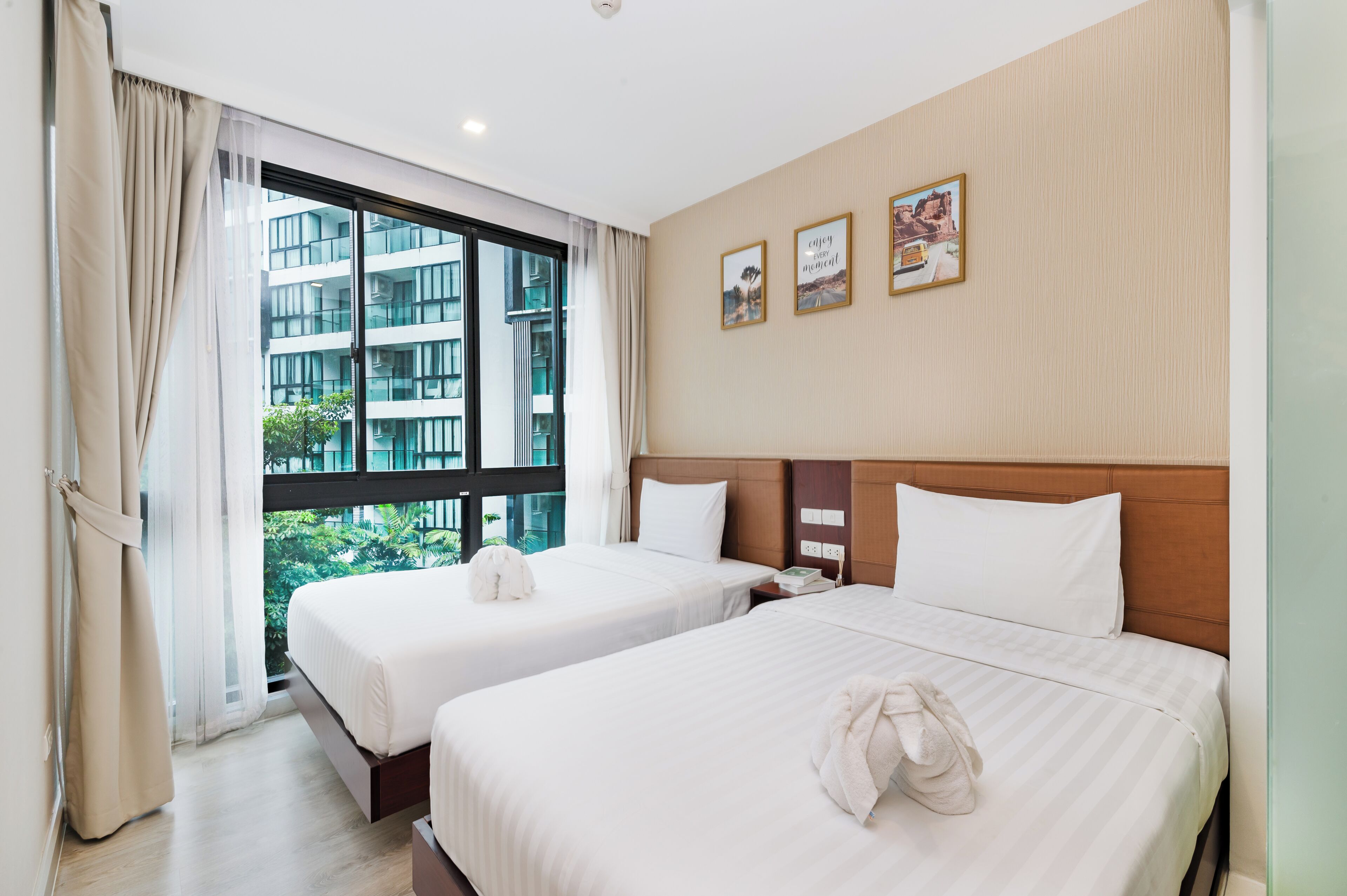 Superior Room, Garden View