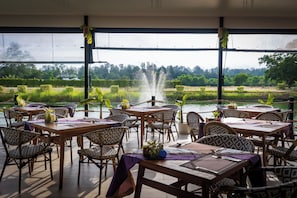 Restaurant - Wyndham Phuket Airport (Sa Khu)