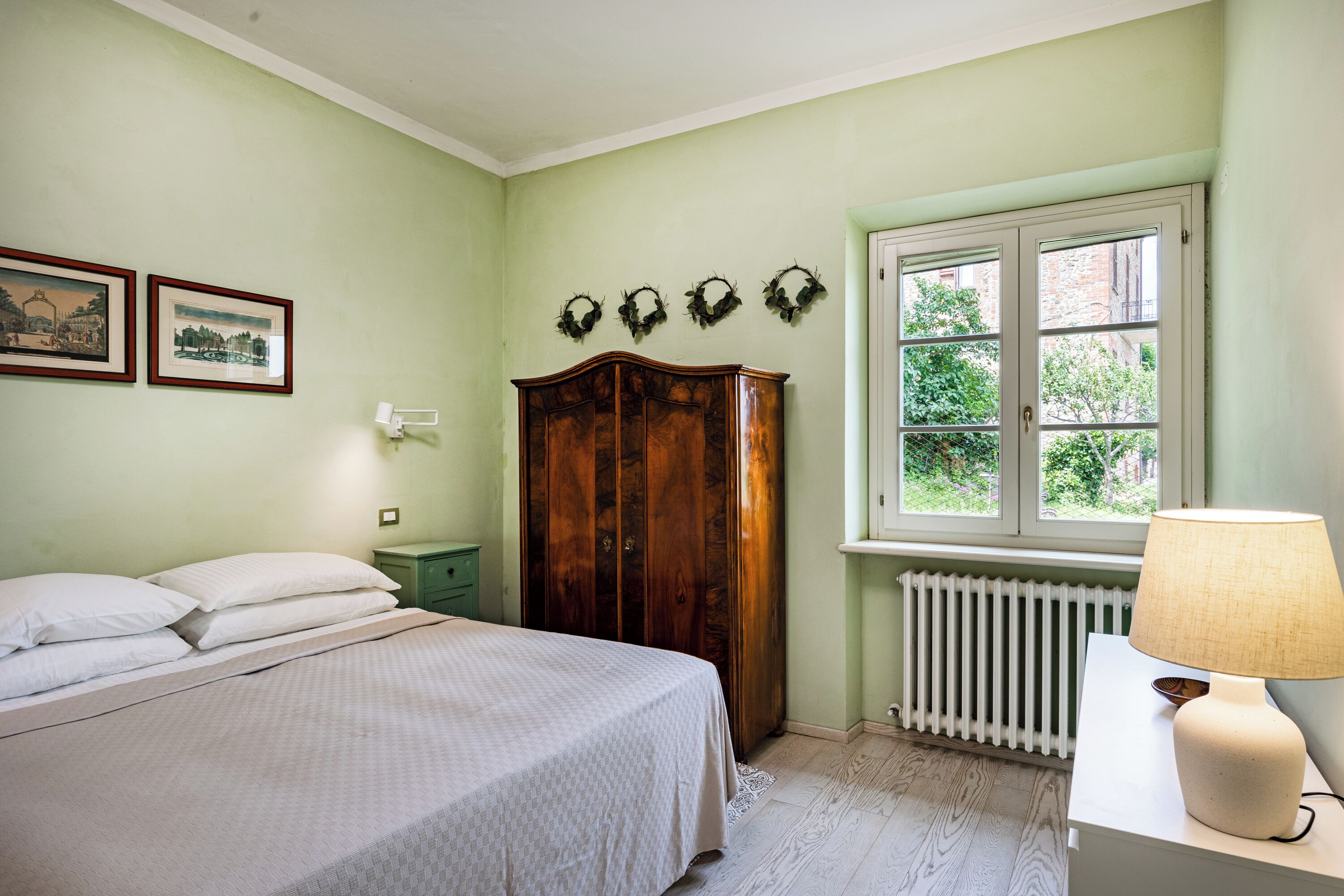 3 Schlafzimmer, laptopgeeigneter Arbeitsplatz, Reisekinderbett