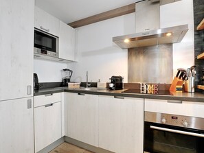 Fridge, microwave, dishwasher