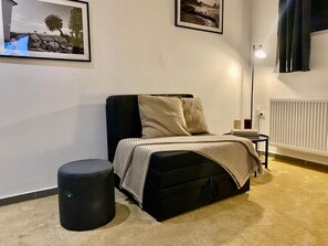 Apartment, 1 Queen Bed with Sofa bed