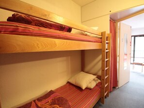 WiFi - Mountain Alcove Studio 25m² in Flaine, balcony, close to slopes (Flaine)